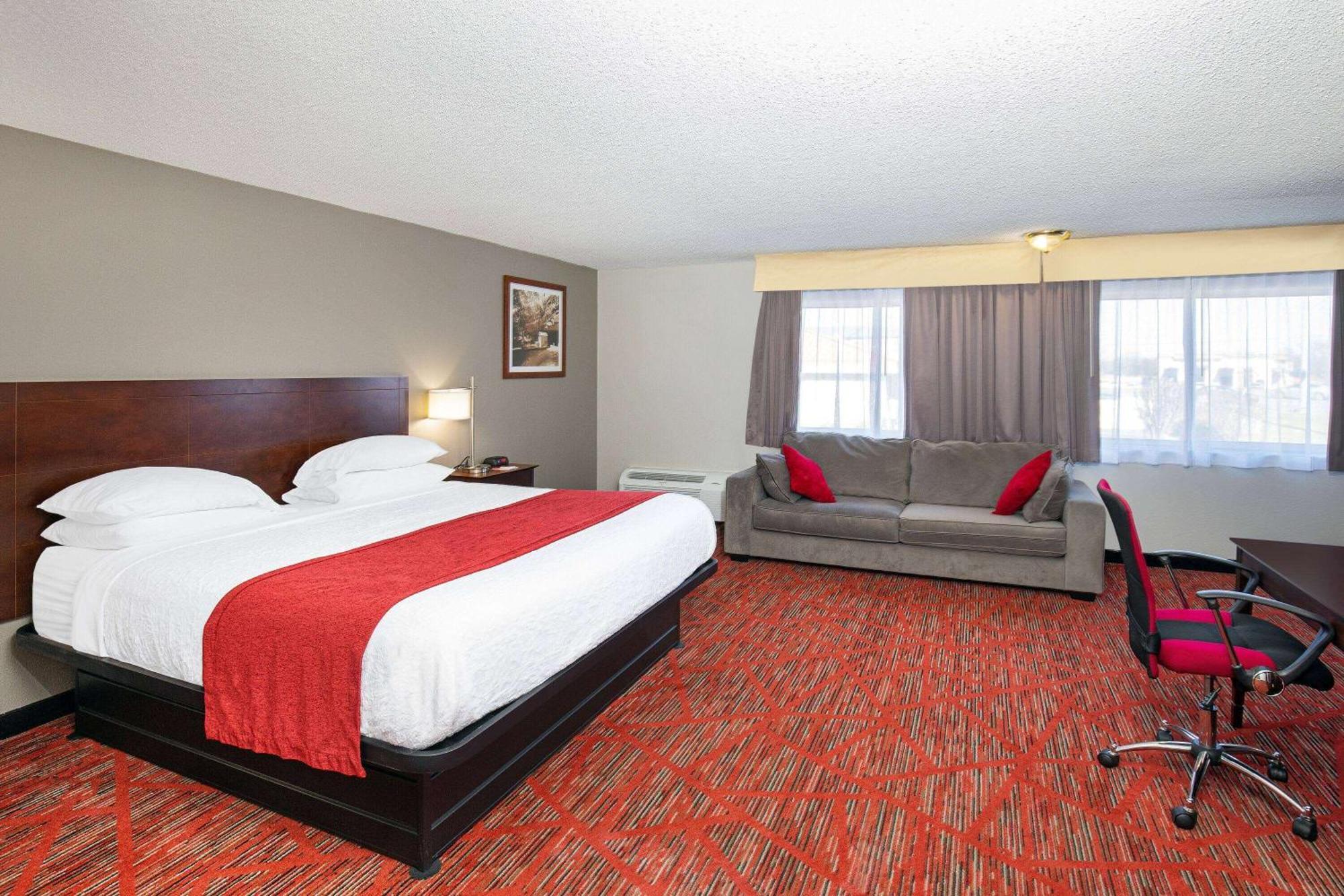 Ramada By Wyndham Bowling Green Buitenkant foto