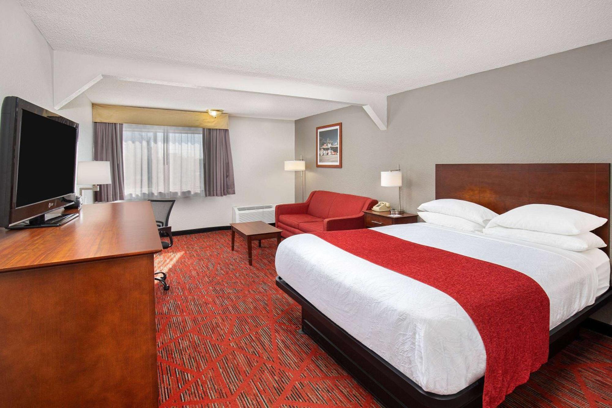 Ramada By Wyndham Bowling Green Buitenkant foto